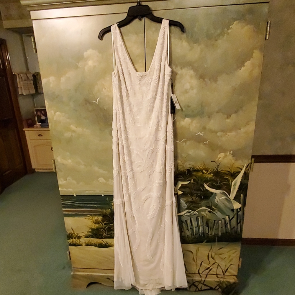 GOWN